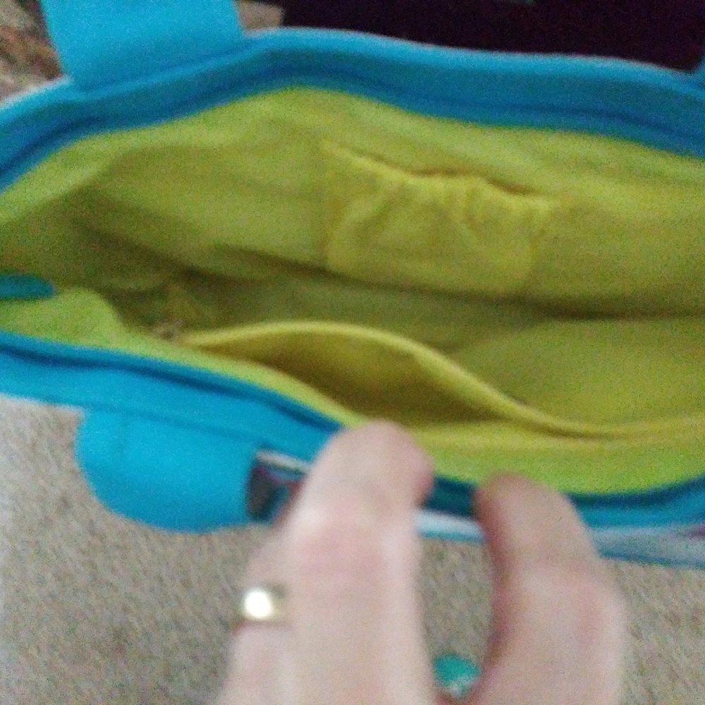Purse - Picture 3 of 4
